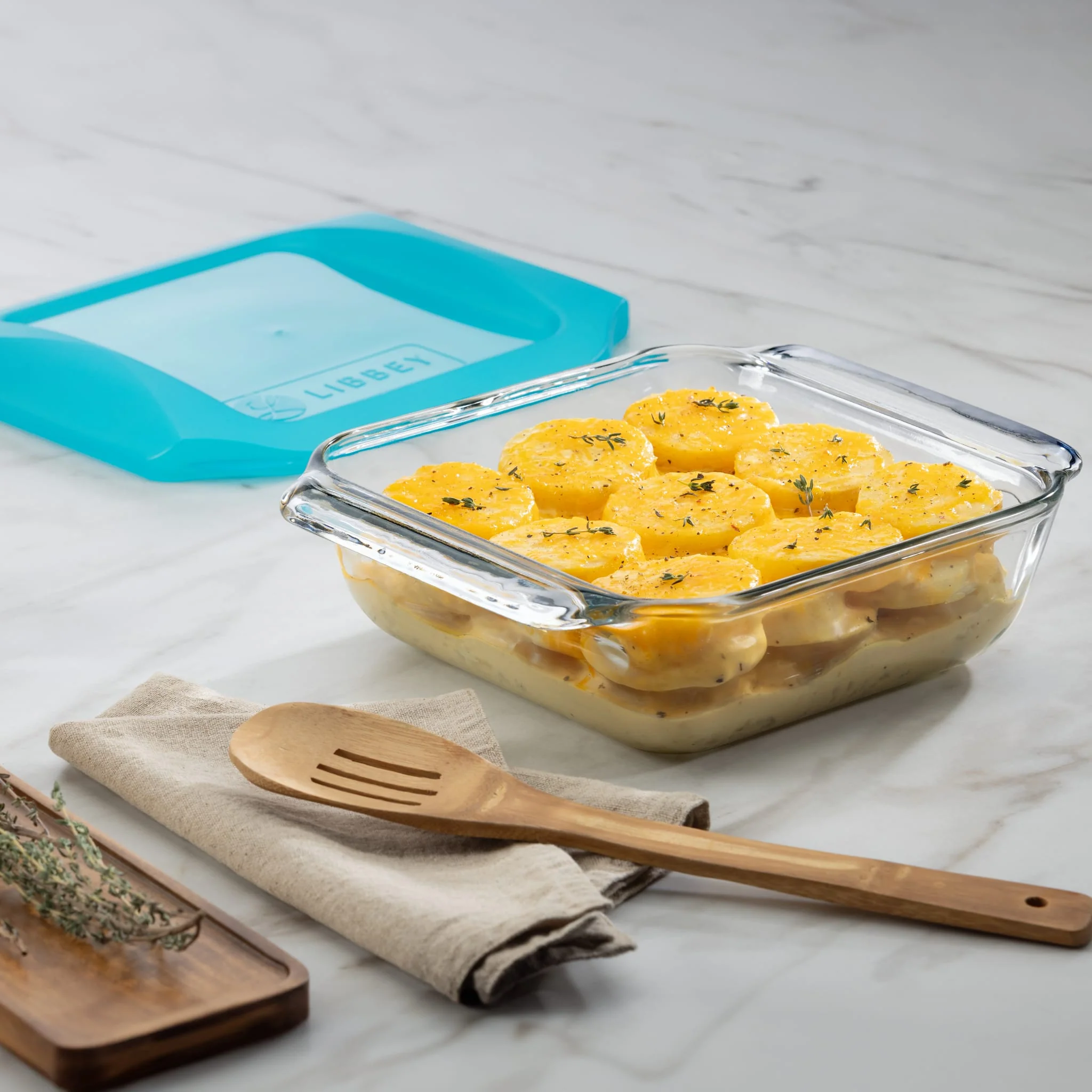 Libbey Baker’s Premium 8x8 Inch Glass Baking Dish Set of 2 with Lids, Stackable Bakeware with GreatGrip Handles, Durable Covered Square Dishes