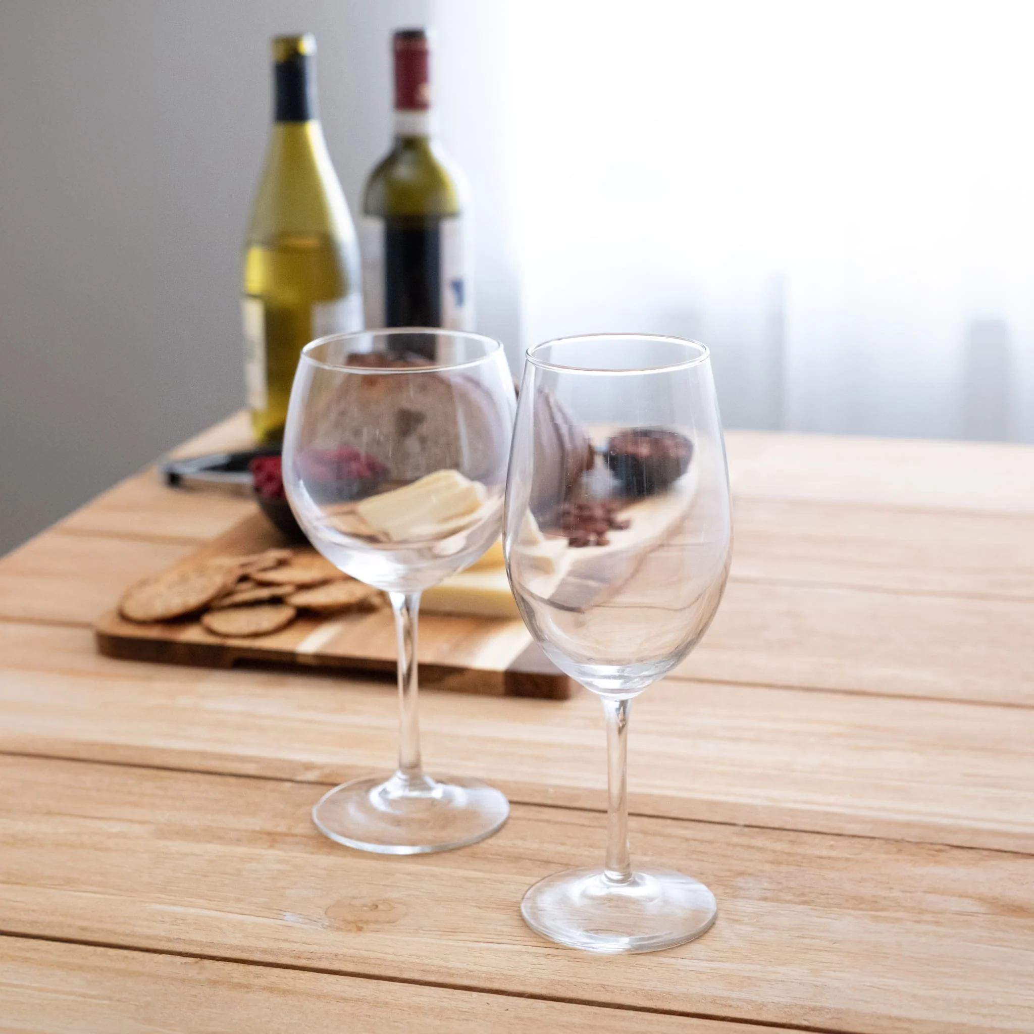 Libbey Vineyard Reserve 8 Piece Wine Glass Party Set for Chardonnay and Merlot/Bordeaux