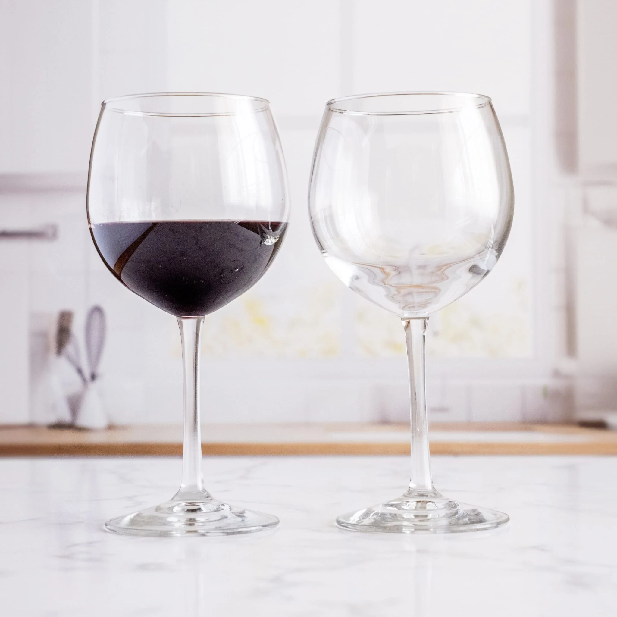 Libbey Vineyard Reserve 8 Piece Wine Glass Party Set for Chardonnay and Merlot/Bordeaux